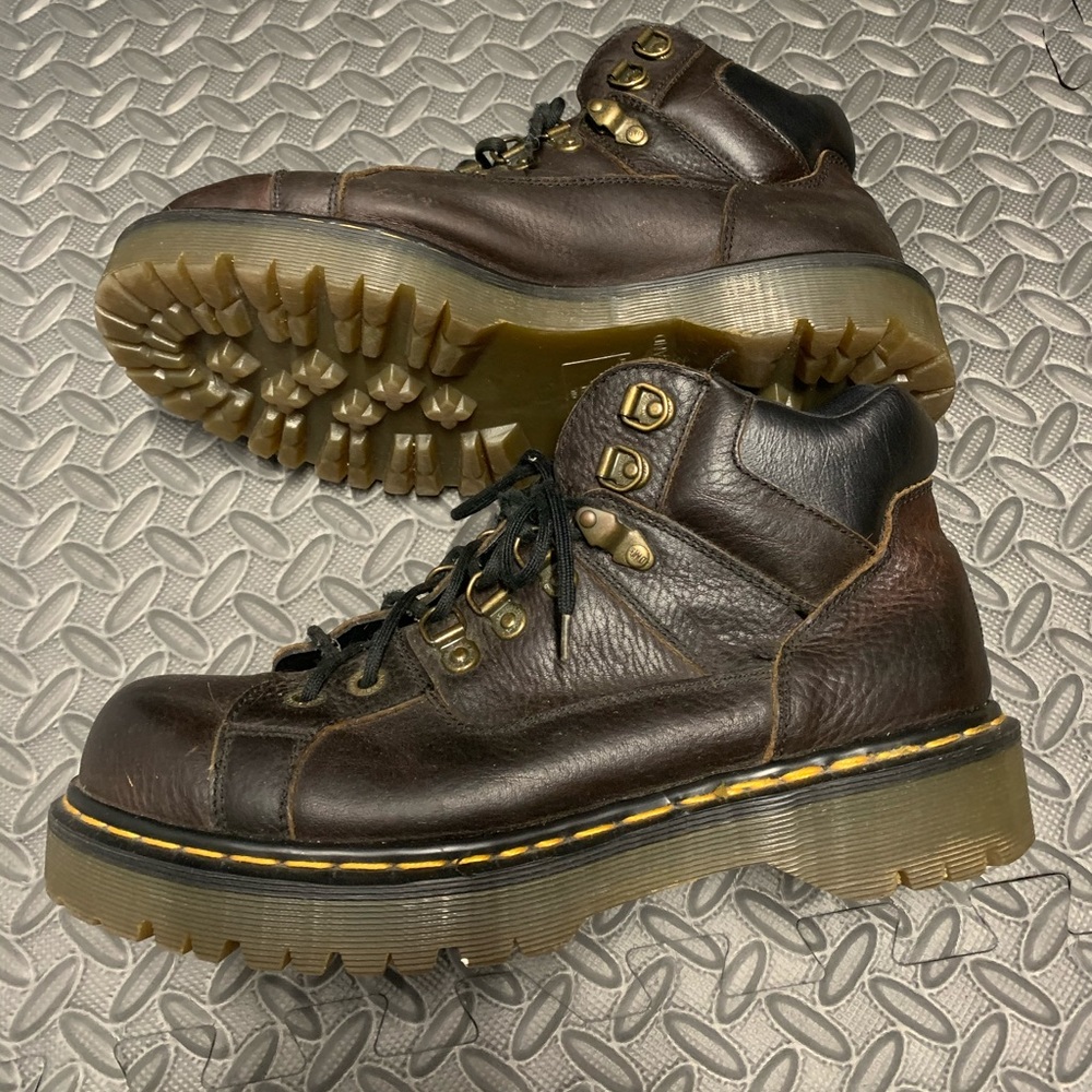 Dr. Martens DM 9728 work boots